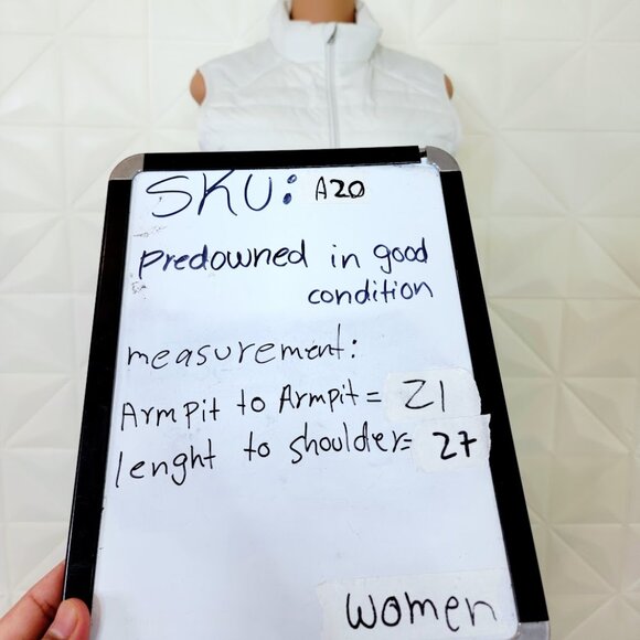 Lululemon Women's White Sleeveless Full-Zip Down For A Run Puffer Vest Size M - Picture 9 of 9